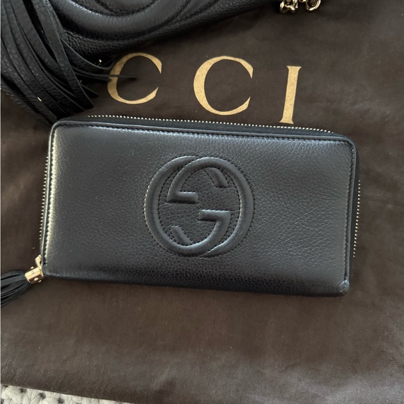 Authentic Gucci Shoulder Soho Bag & Wallet - Picture 8 of 13